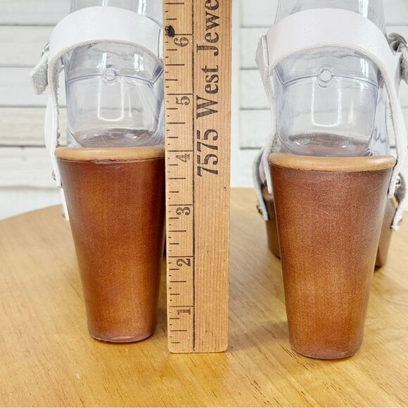 Madden Girl Lifft Chunky Platform Faux Leather Block Heel Sandals White 8 - Picture 9 of 12